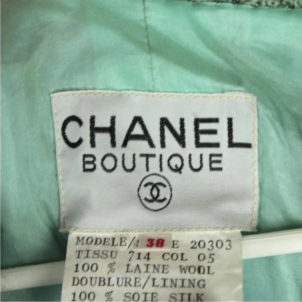 Chanel Boutique Skirt Suit Set Tweed Size 38 Jade Green 100% Wool Pocket